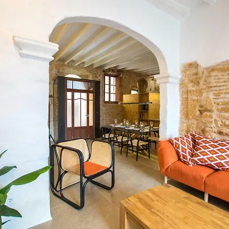Villa Roja, Design Townhouse In *