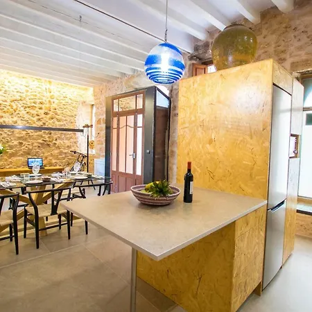 Villa Roja, Design Townhouse In Alcudia (Mallorca)