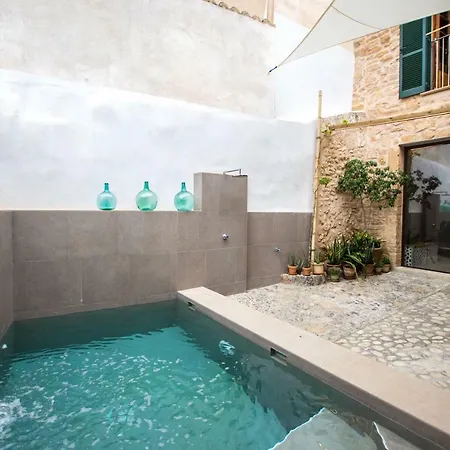 Roja, Design Townhouse In Villa Alcudia (Mallorca)