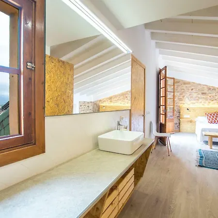 Villa Roja, Design Townhouse In *